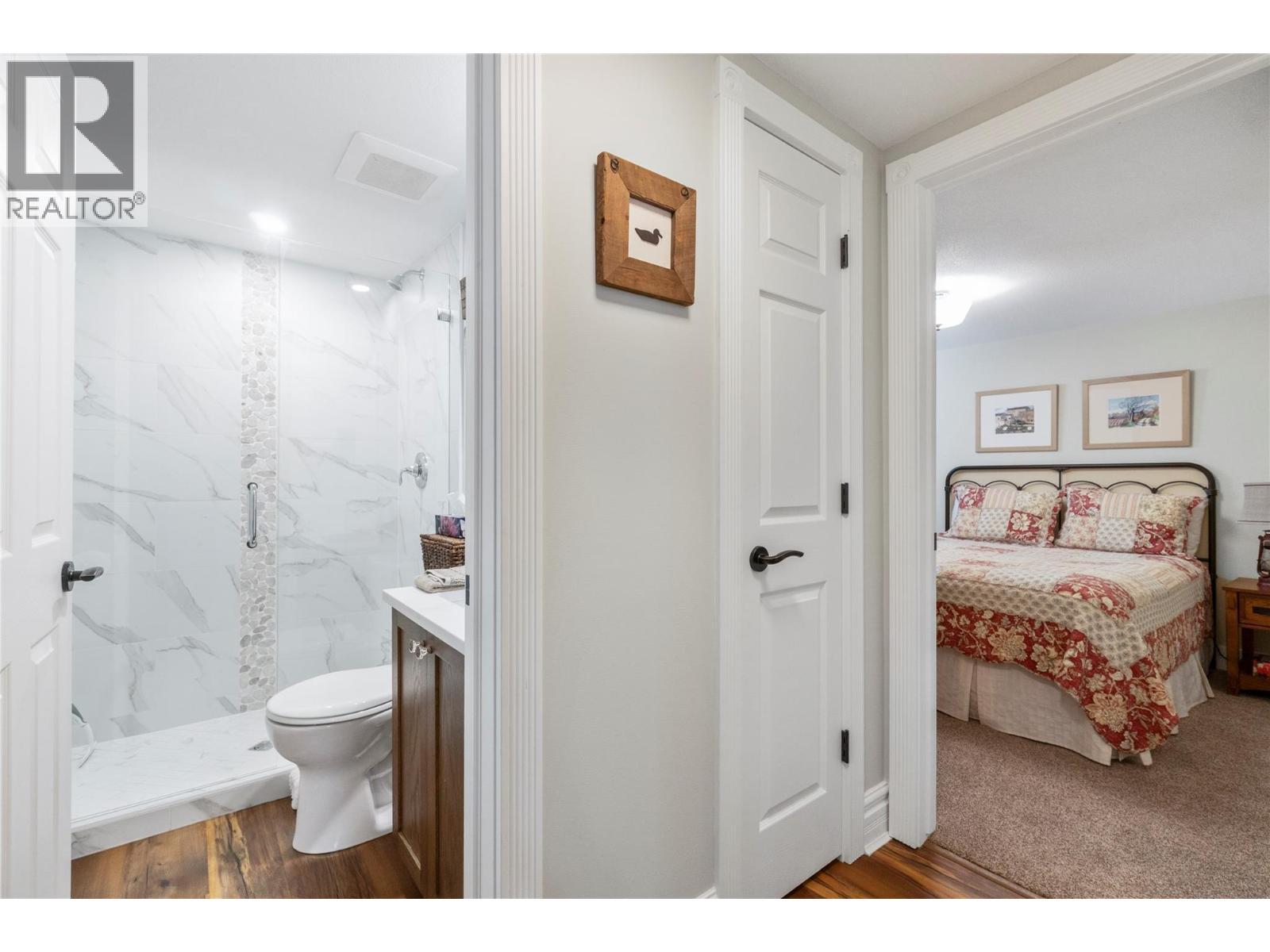 82 Montcalm Crescent, Sicamous, BC - Indoor Photo Showing Bathroom