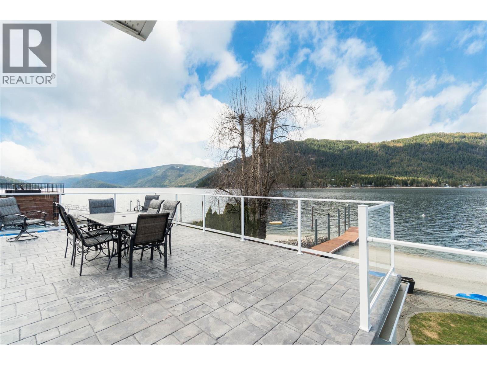 82 Montcalm Crescent, Sicamous, BC - Outdoor With Body Of Water With View