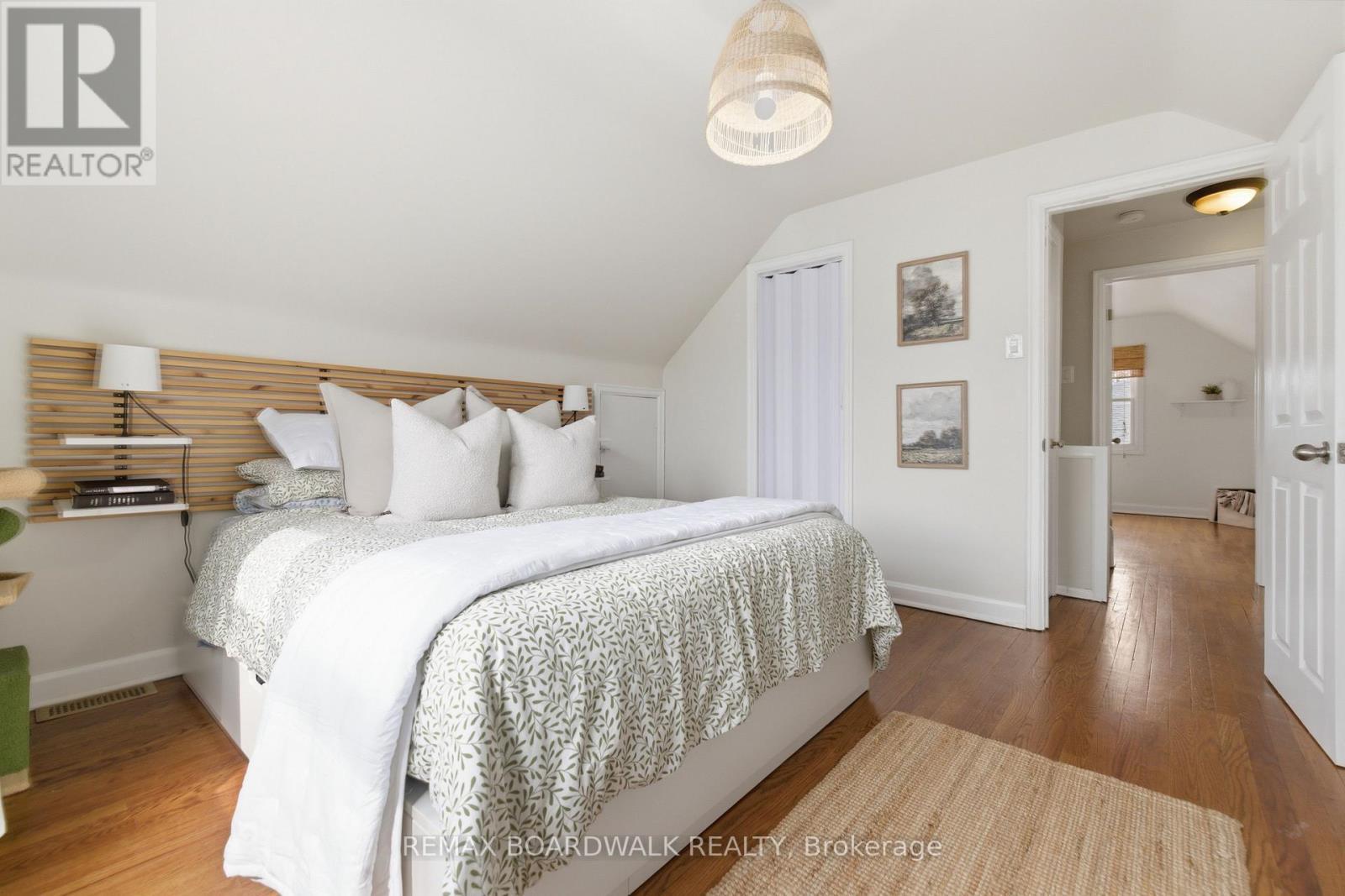 1250 Notting Hill Avenue, Ottawa, ON - Indoor Photo Showing Bedroom