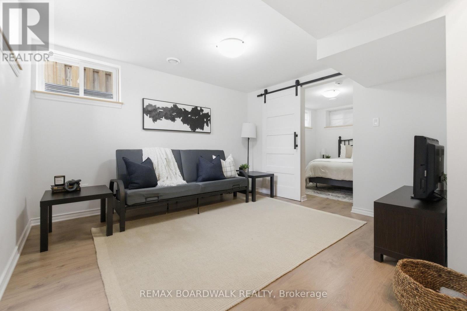 1250 Notting Hill Avenue, Ottawa, ON - Indoor