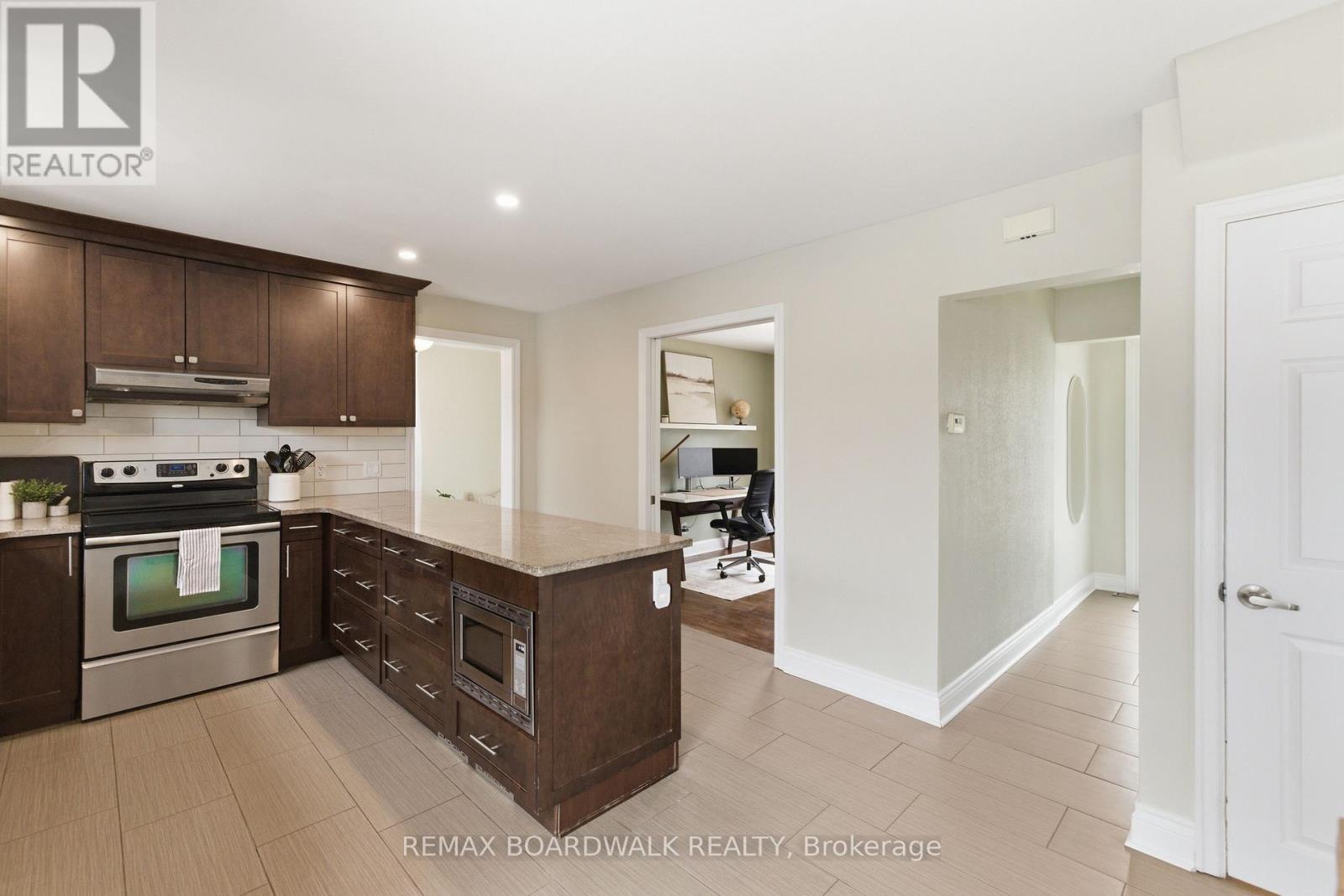1250 Notting Hill Avenue, Ottawa, ON - Indoor Photo Showing Kitchen