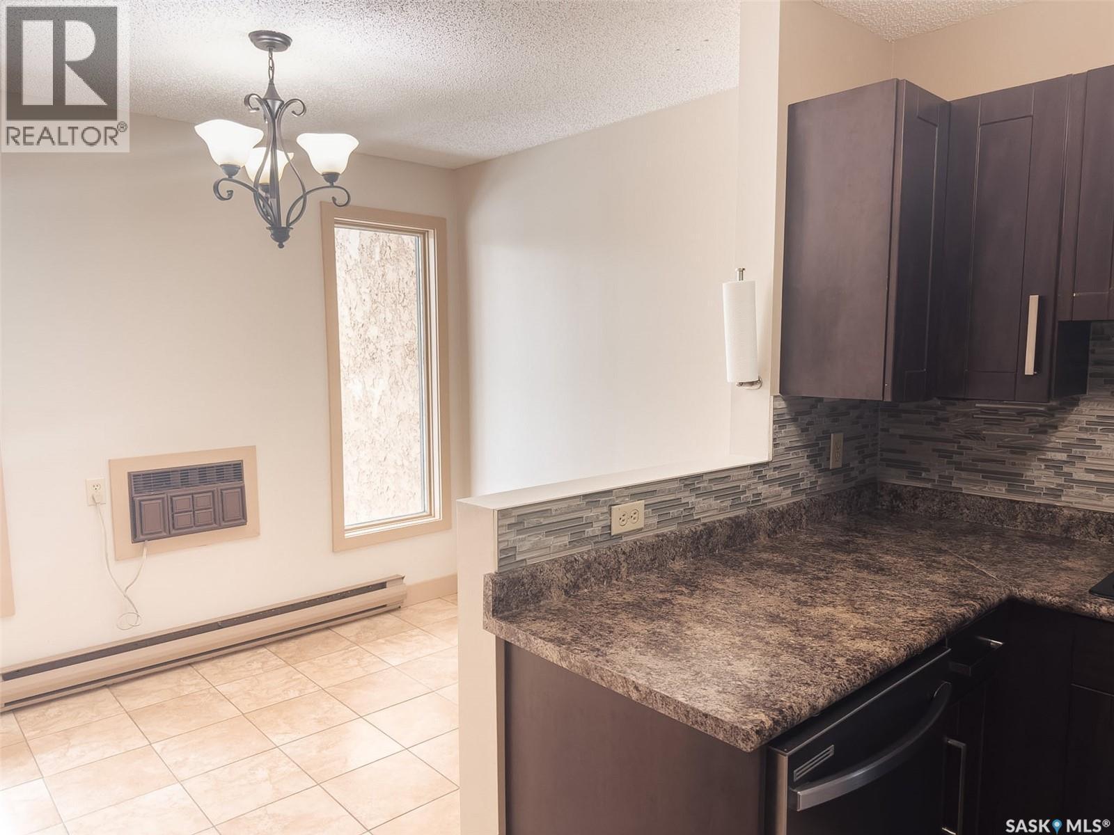 201 427 Tait Crescent, Saskatoon, SK - Indoor