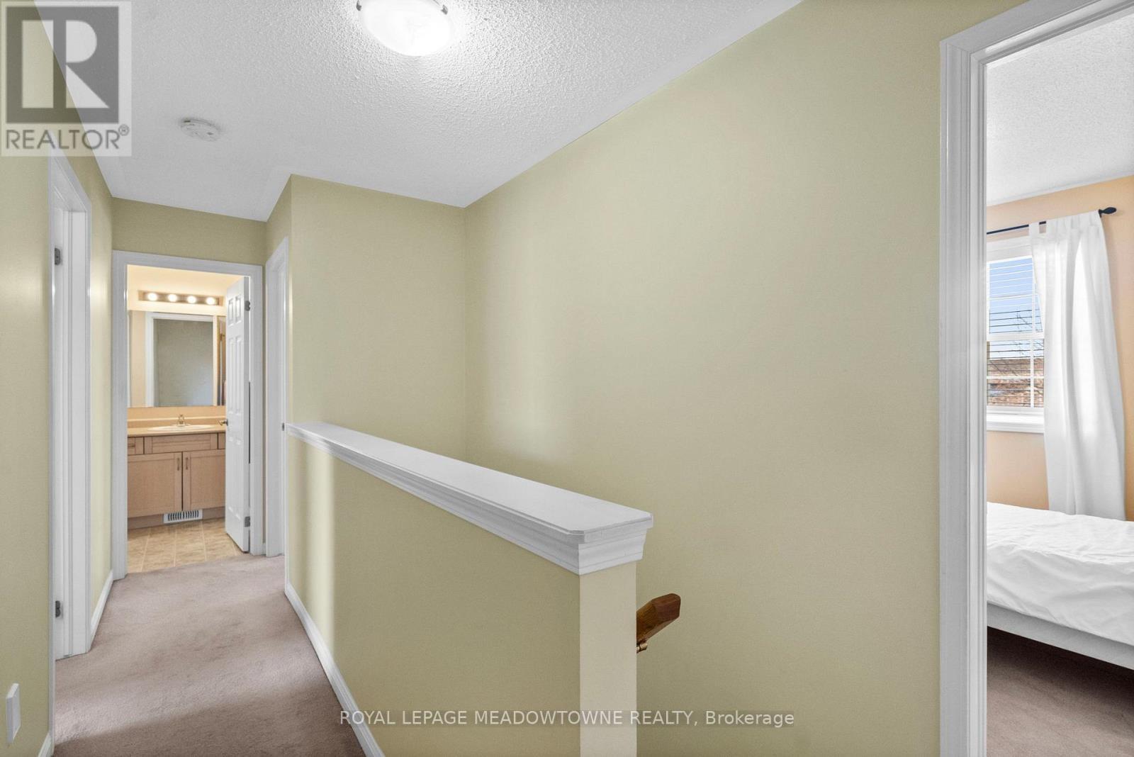 862 Stark Circle, Milton, ON - Indoor Photo Showing Other Room