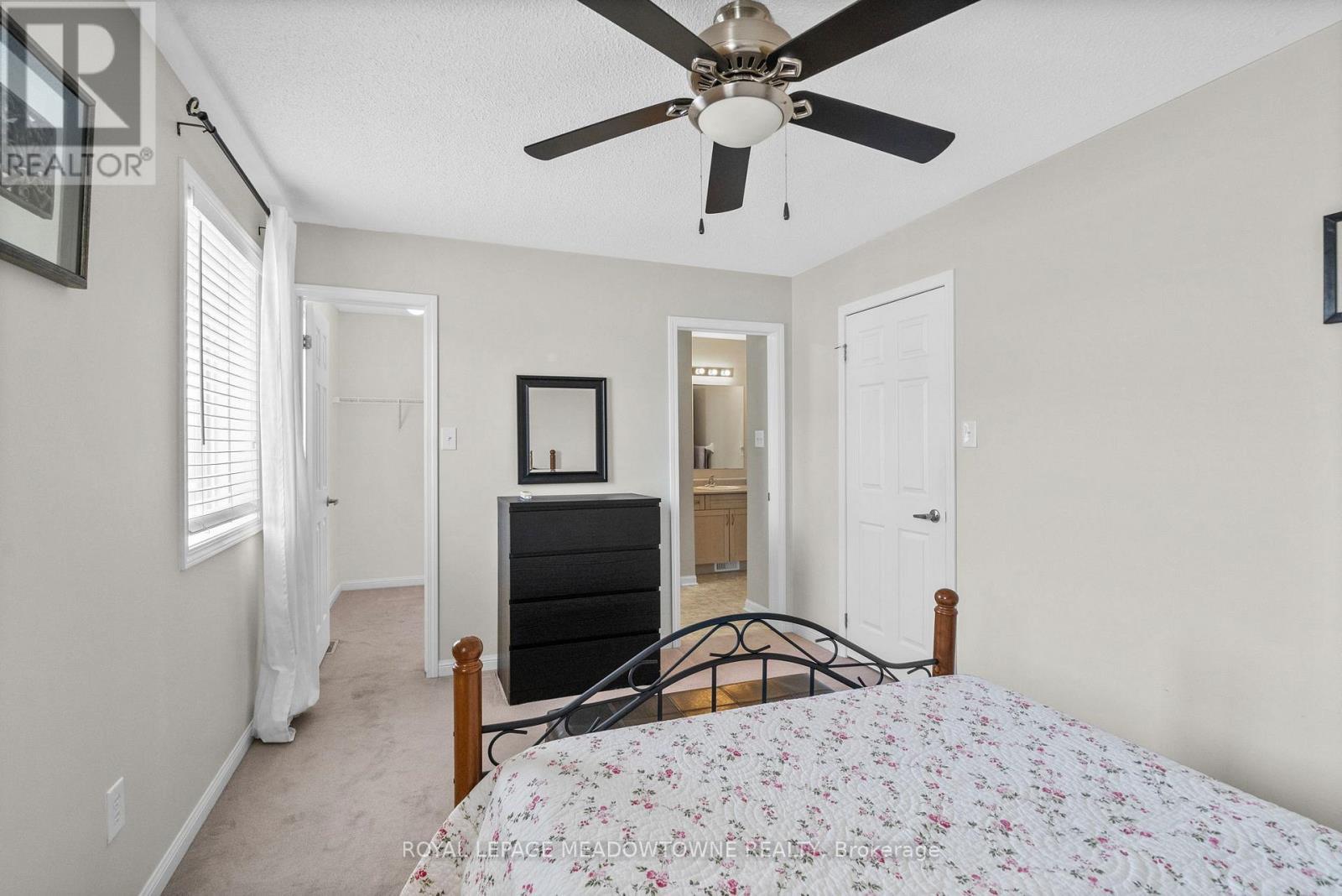 862 Stark Circle, Milton, ON - Indoor Photo Showing Bedroom