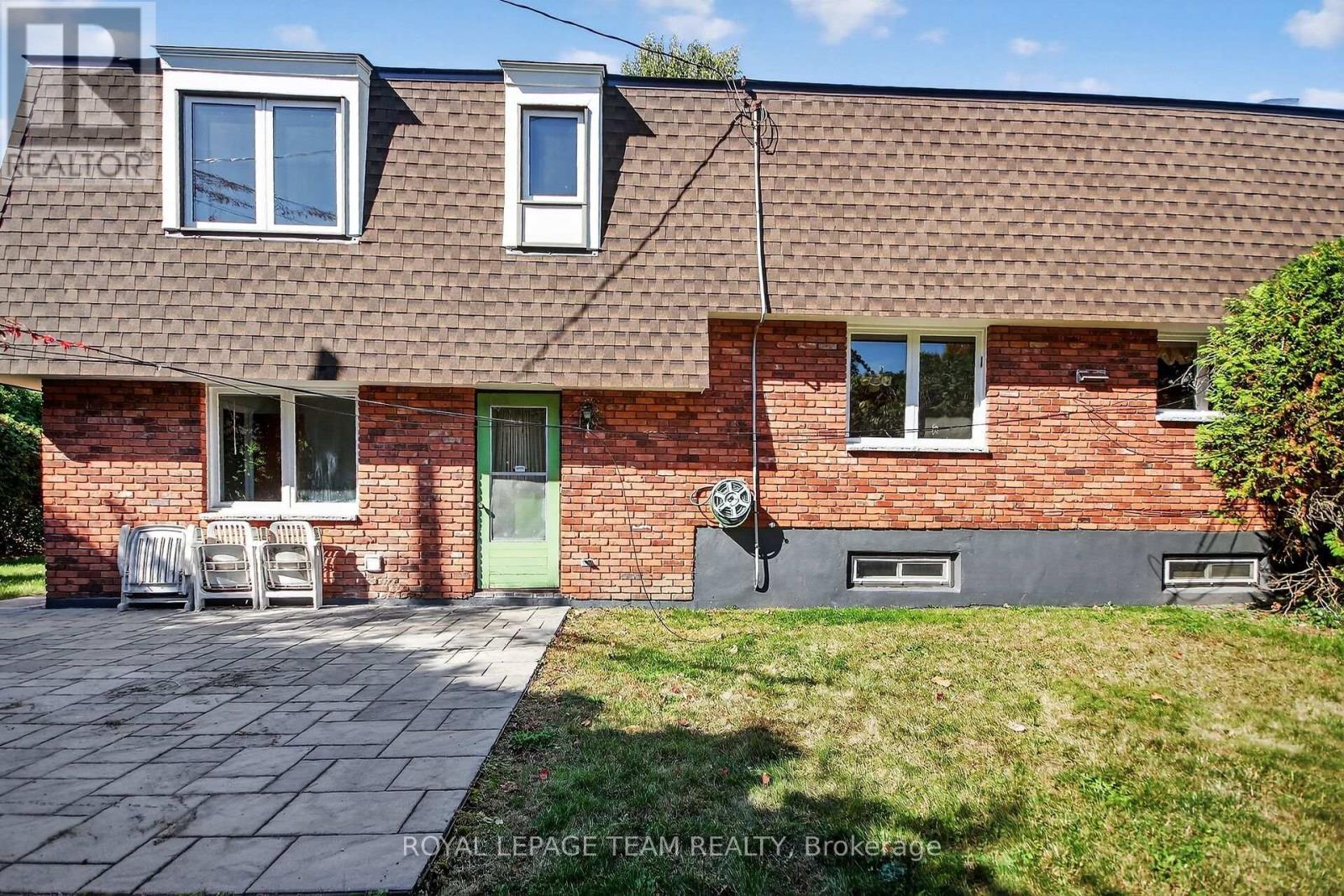 1900 Southampton Court, Ottawa, ON - Outdoor With Exterior