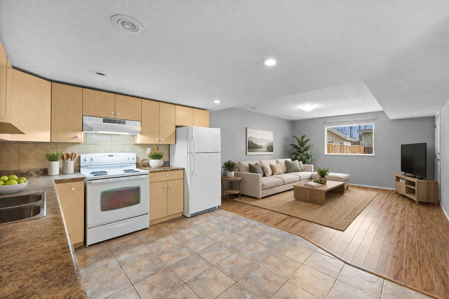 1322 Cornwall Street, Kamloops, BC - Indoor Photo Showing Kitchen