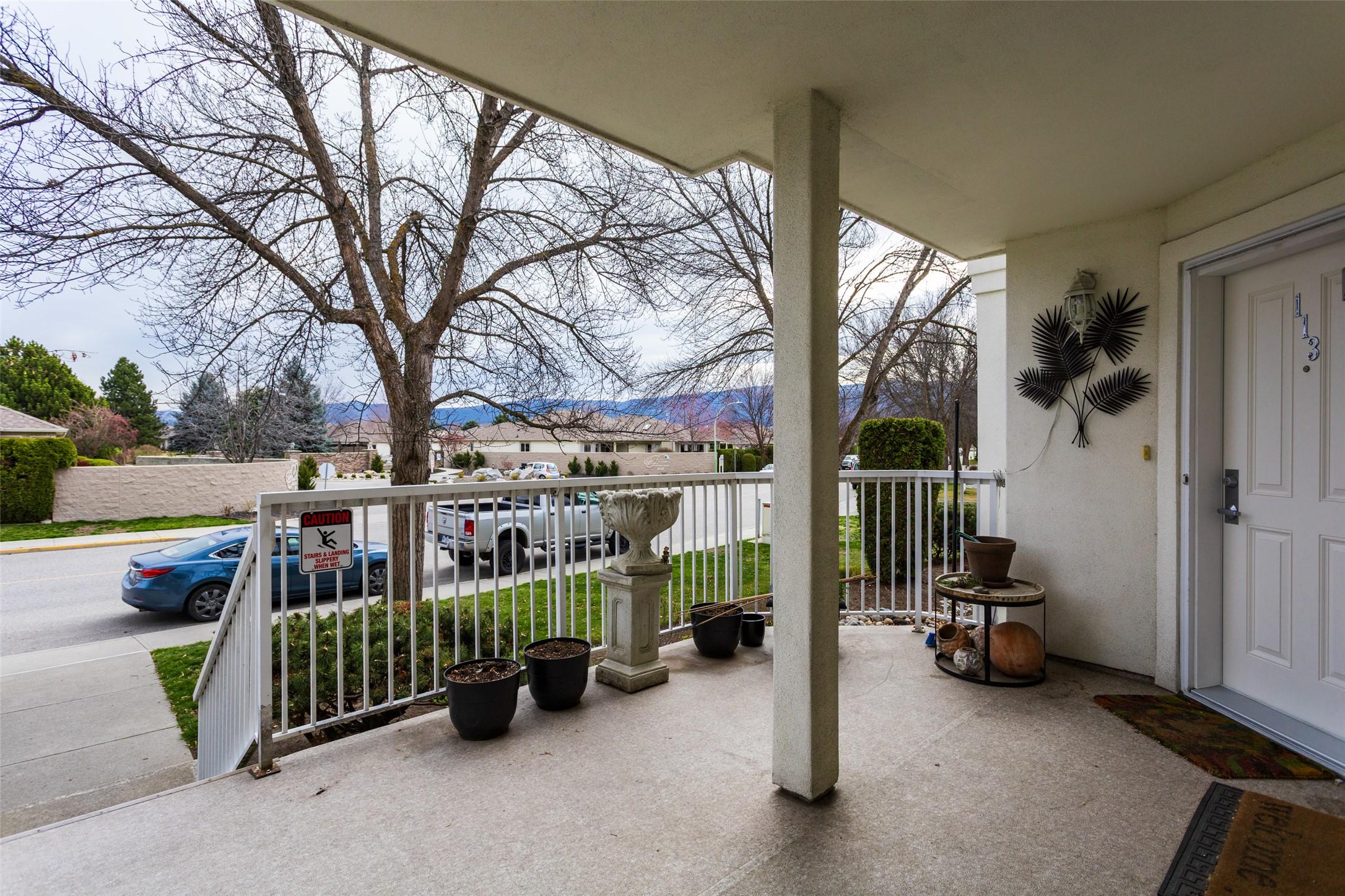 113-2350 Stillingfleet Road, Kelowna, BC - Outdoor With Exterior