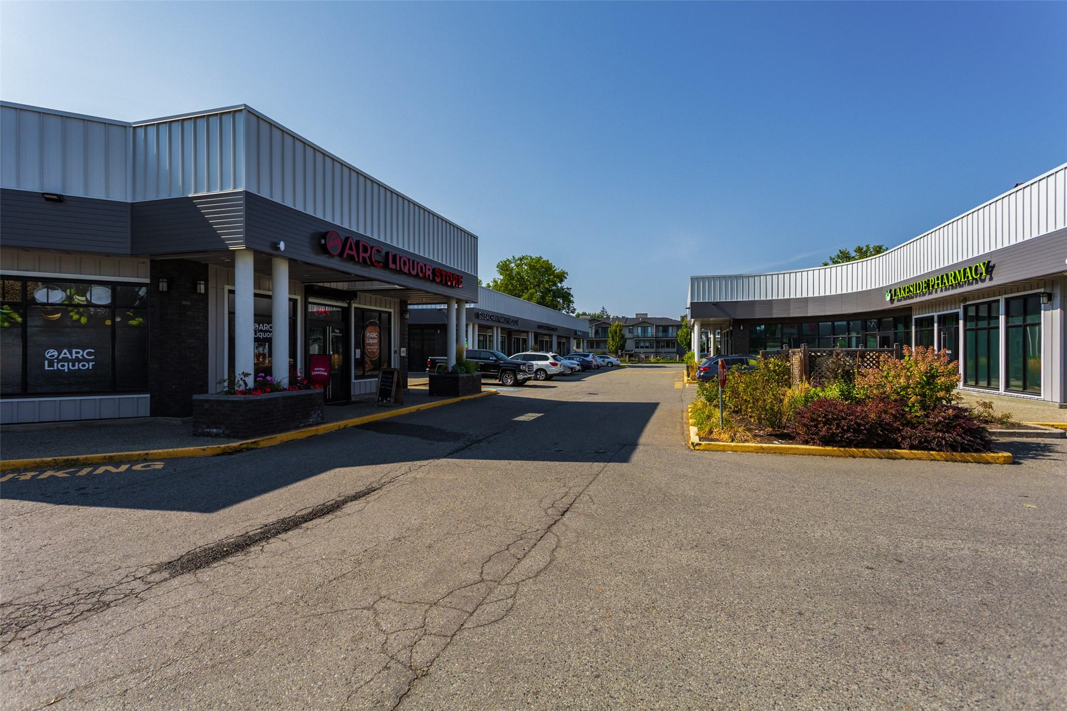113-2350 Stillingfleet Road, Kelowna, BC - Outdoor