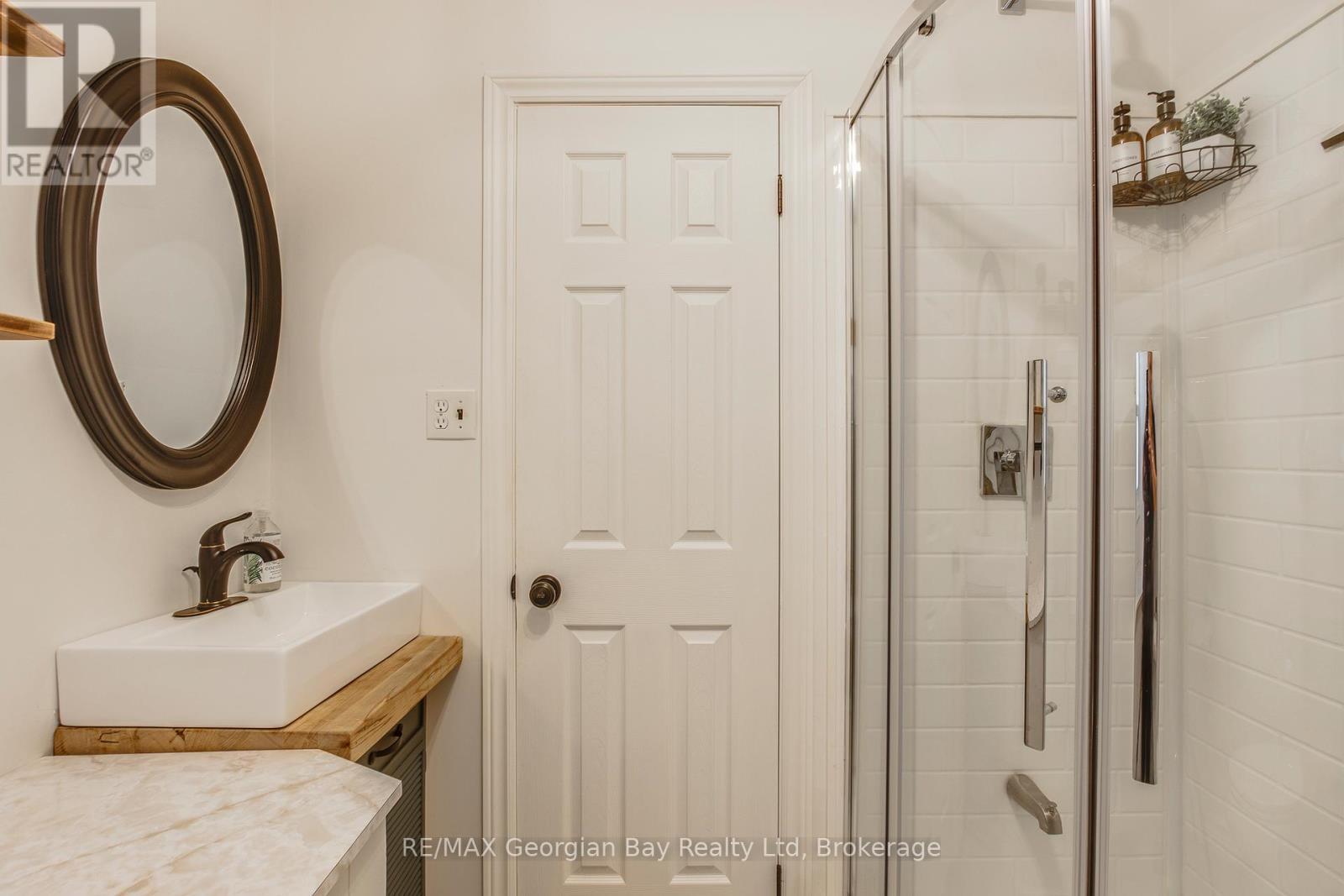 369 Tiny Beaches Road S, Tiny, ON - Indoor Photo Showing Bathroom