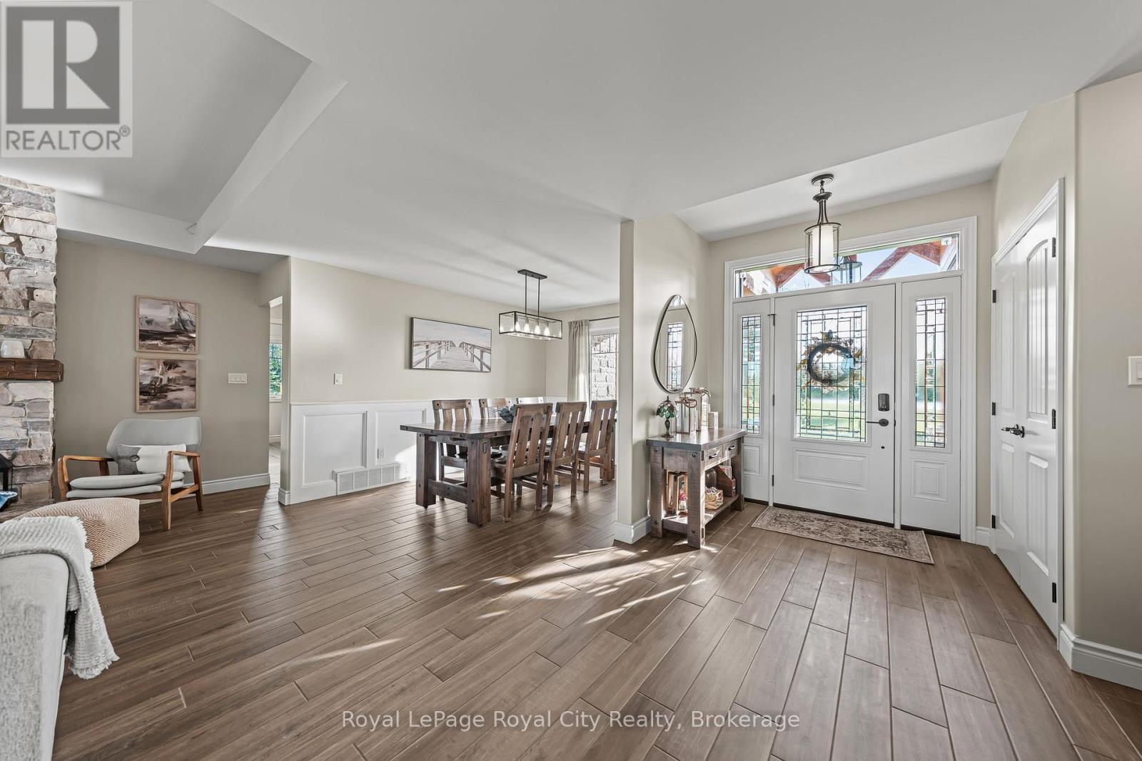 103 Marshall Heights Road, West Grey, ON - Indoor Photo Showing Living Room With Fireplace