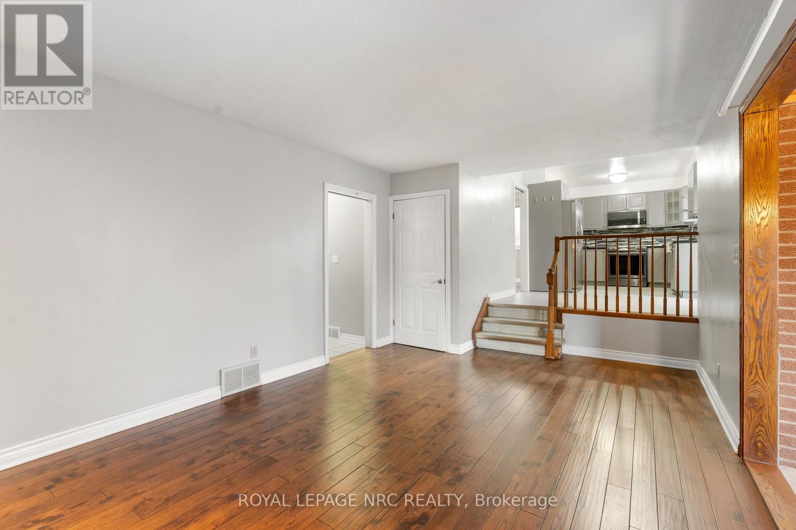 Family room - 64 Adel Drive, St. Catharines (Carlton/Bunting), ON - Indoor Photo Showing Other Room