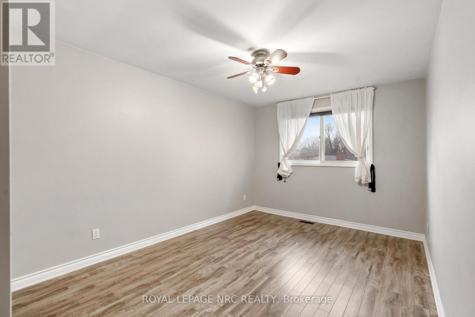 Second bedroom - 64 Adel Drive, St. Catharines (Carlton/Bunting), ON - Indoor Photo Showing Other Room