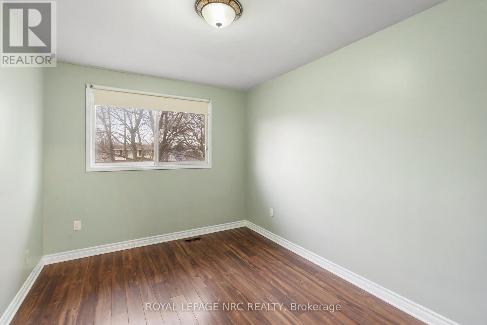 Third bedroom - 64 Adel Drive, St. Catharines (Carlton/Bunting), ON - Indoor Photo Showing Other Room