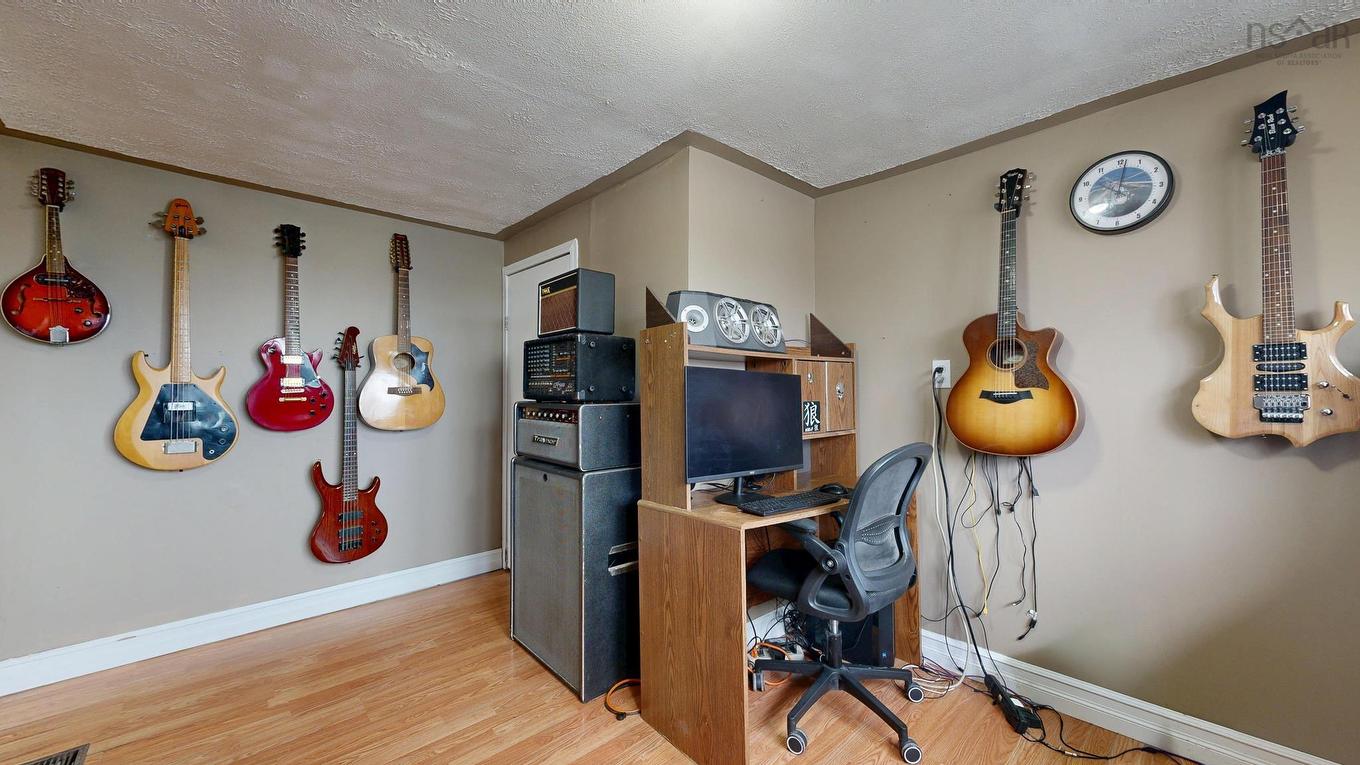 953 Middle Road, North Williamston, NS
