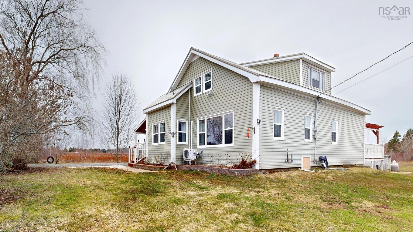 953 Middle Road, North Williamston, NS