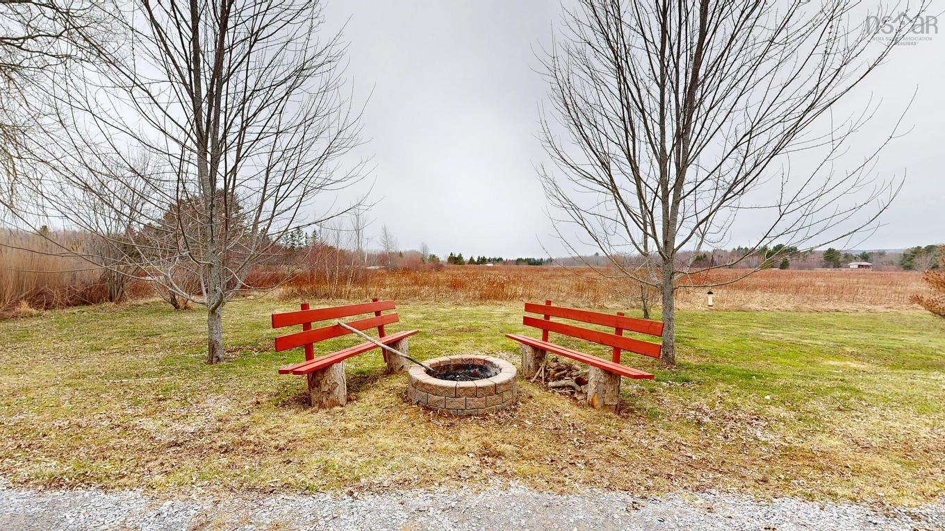 953 Middle Road, North Williamston, NS