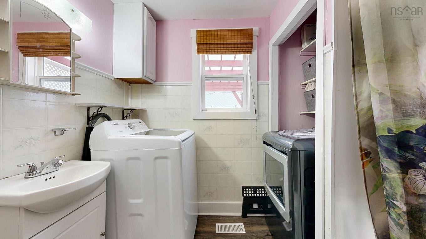 953 Middle Road, North Williamston, NS