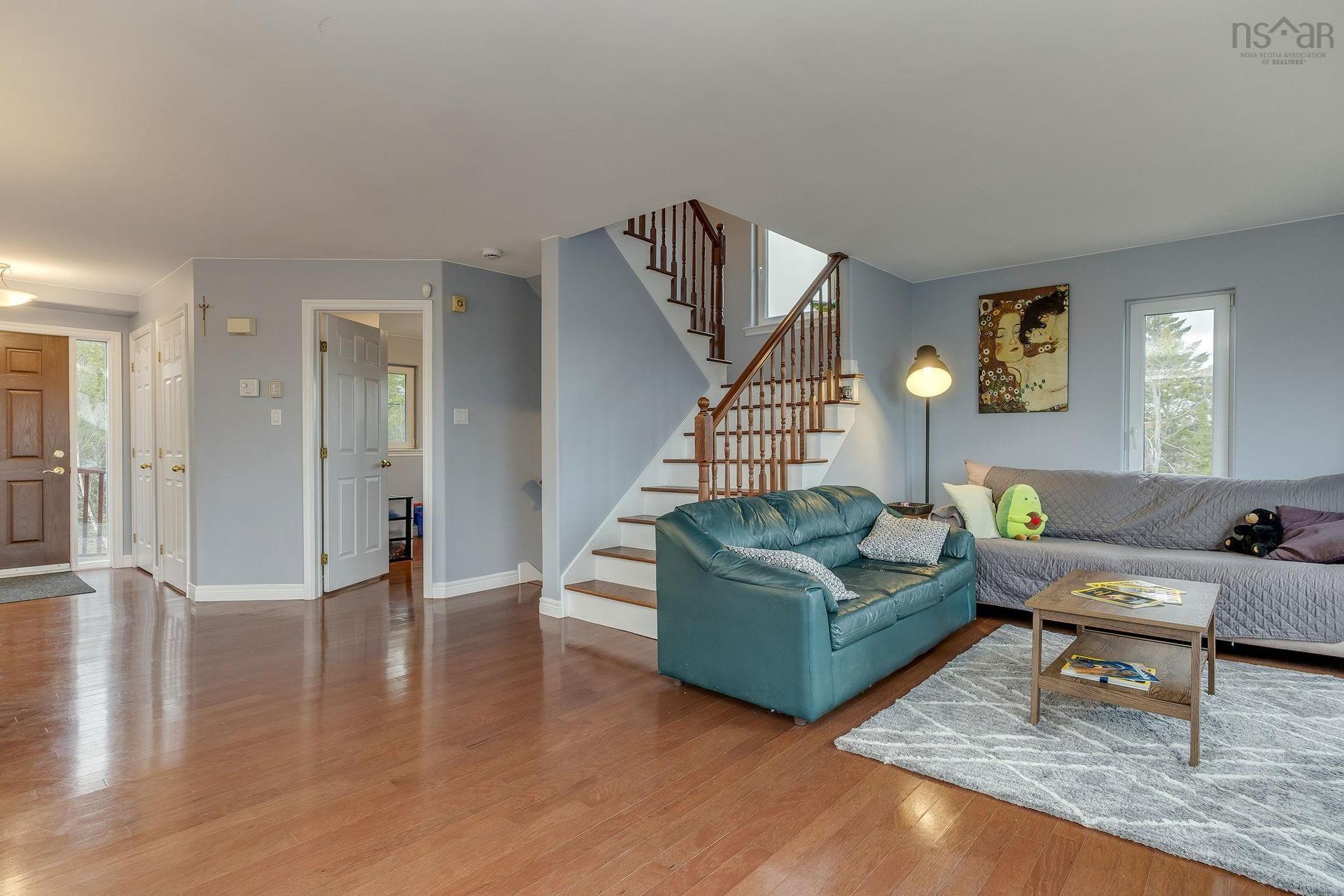 31 Limestone Avenue, Fall River, NS
