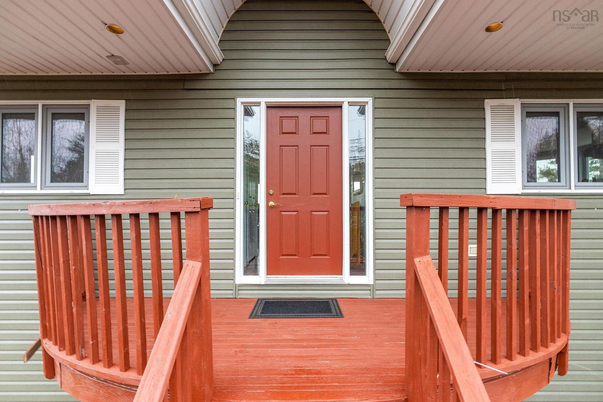 31 Limestone Avenue, Fall River, NS