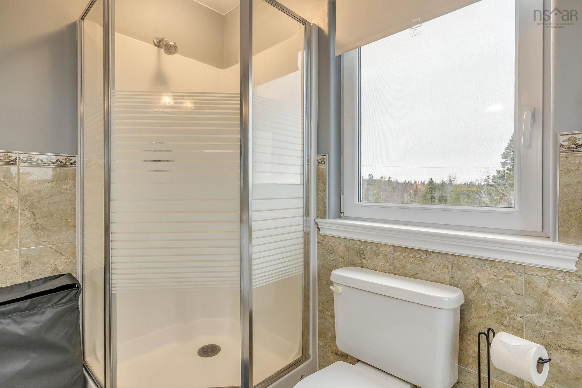 31 Limestone Avenue, Fall River, NS