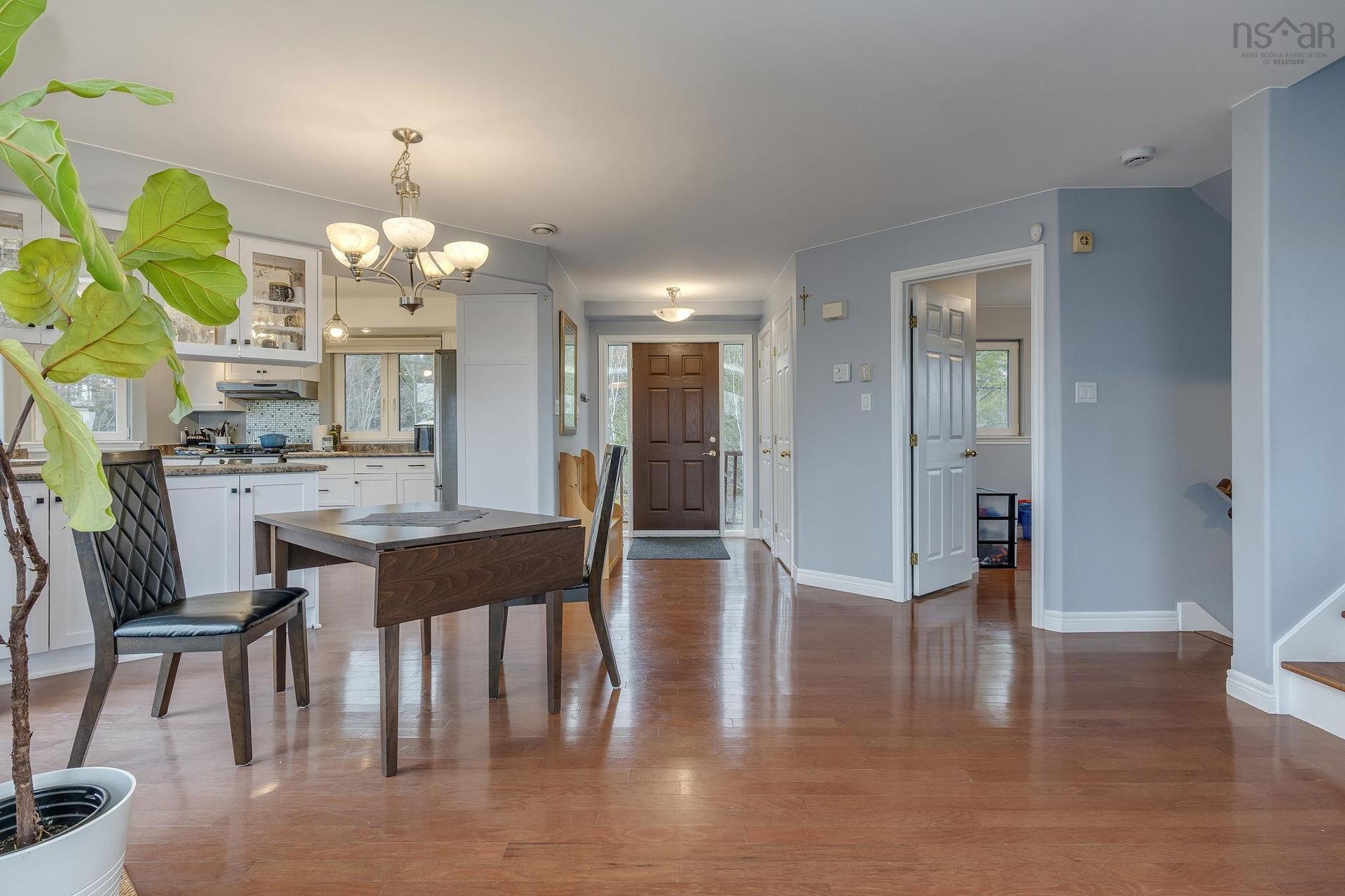 31 Limestone Avenue, Fall River, NS