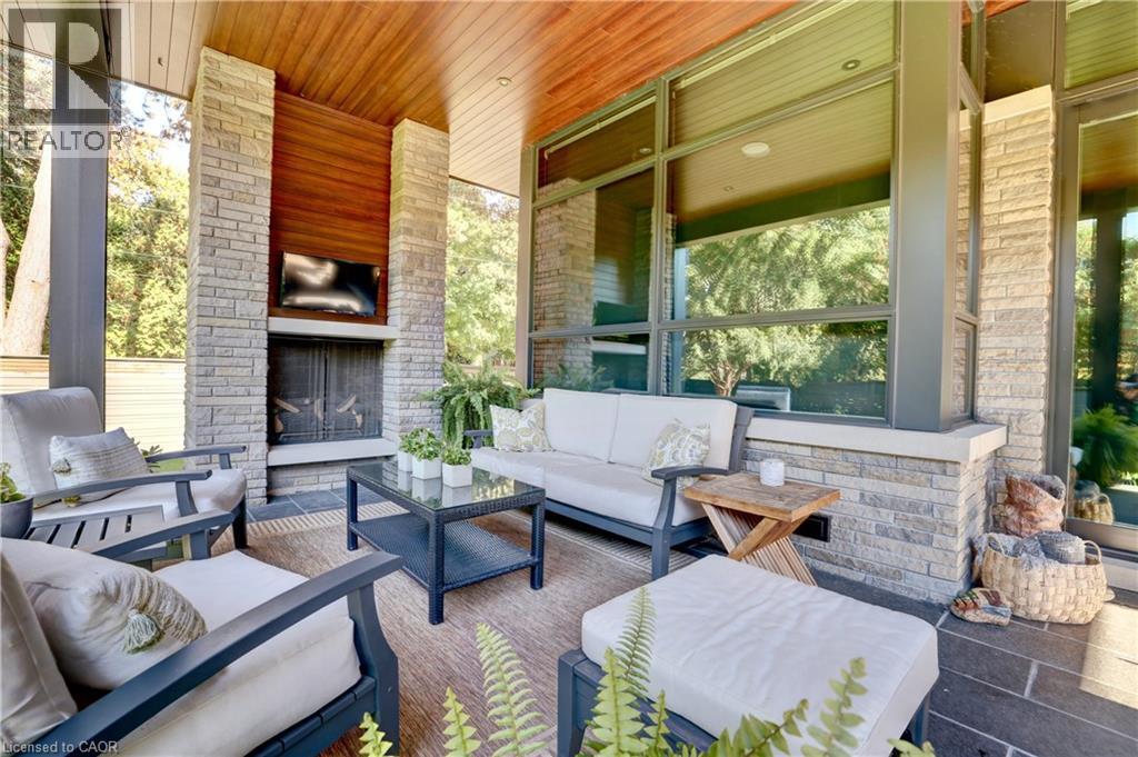 238 Hart Avenue, Burlington, ON - Outdoor With Deck Patio Veranda With Exterior