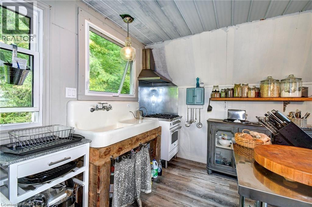 37C Cedar Drive, Turkey Point, ON - Indoor Photo Showing Kitchen
