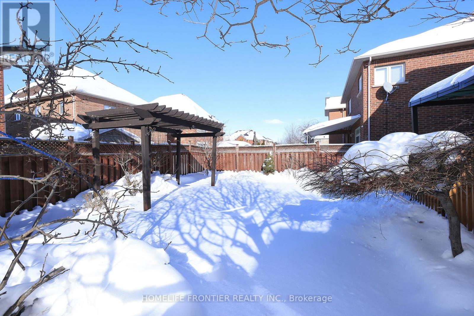 3213 Escada Drive, Mississauga, ON - Outdoor