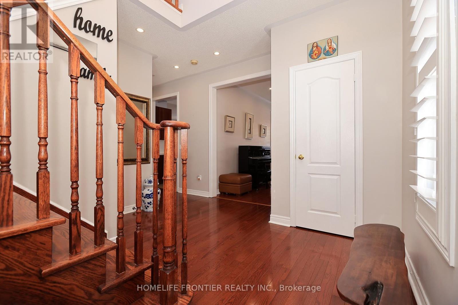 3213 Escada Drive, Mississauga, ON - Indoor Photo Showing Other Room