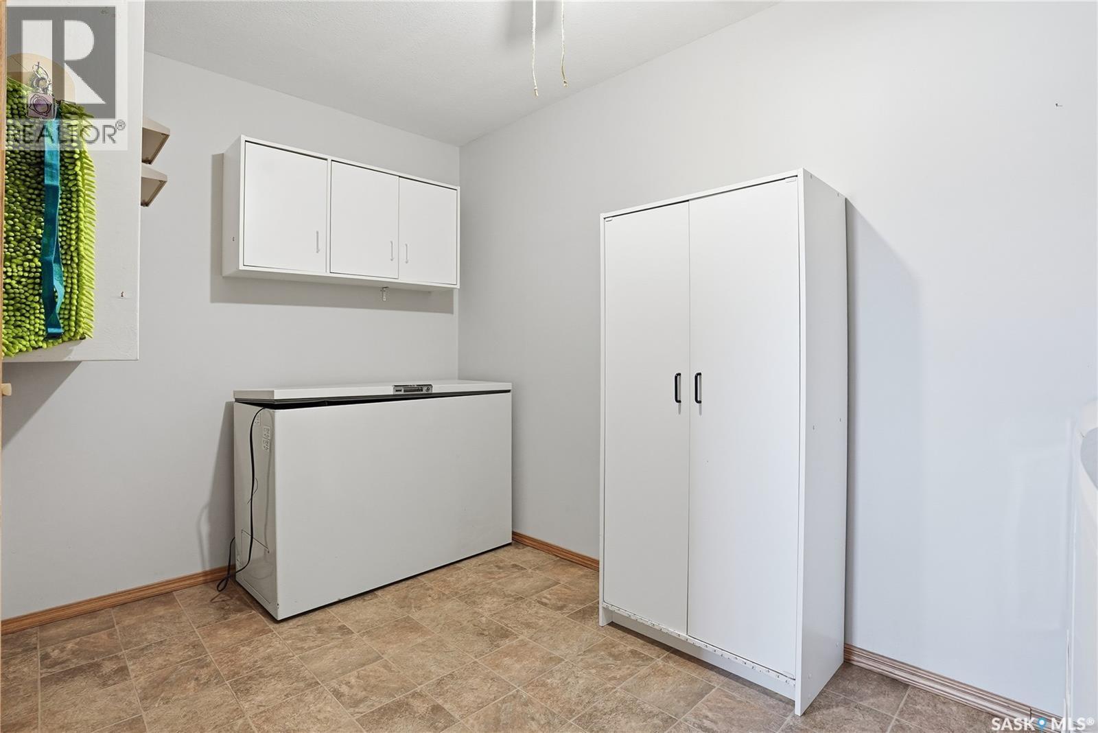 111 103 Keevil Crescent, Saskatoon, SK - Indoor