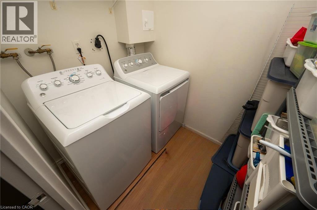 20 Cherrytree Drive Unit# 809, Brampton, ON - Indoor Photo Showing Laundry Room
