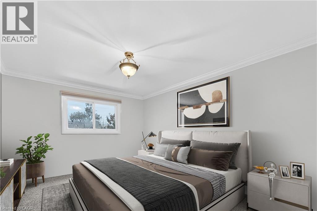 195 Wilton Street, Burlington, ON - Indoor Photo Showing Bedroom