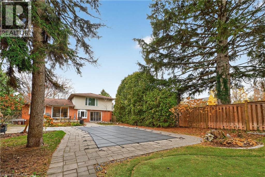 195 Wilton Street, Burlington, ON - Outdoor