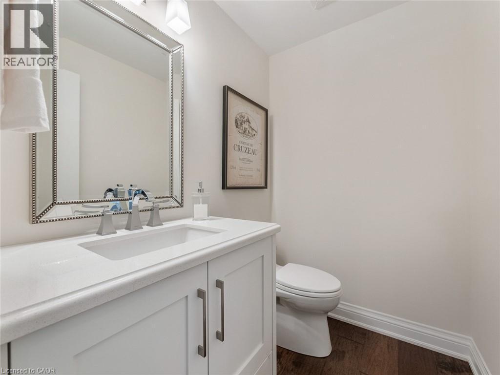 3087 Lakeshore Road, Burlington, ON - Indoor Photo Showing Bathroom