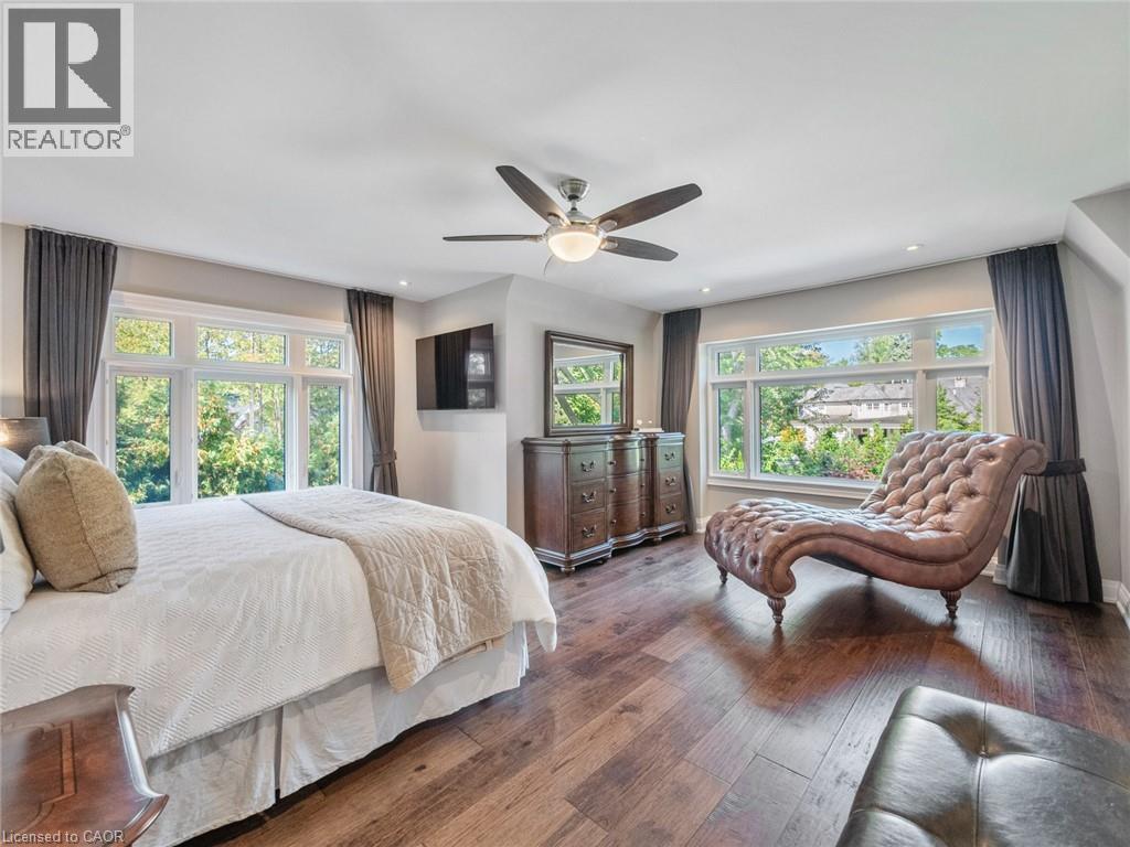 3087 Lakeshore Road, Burlington, ON - Indoor Photo Showing Bedroom
