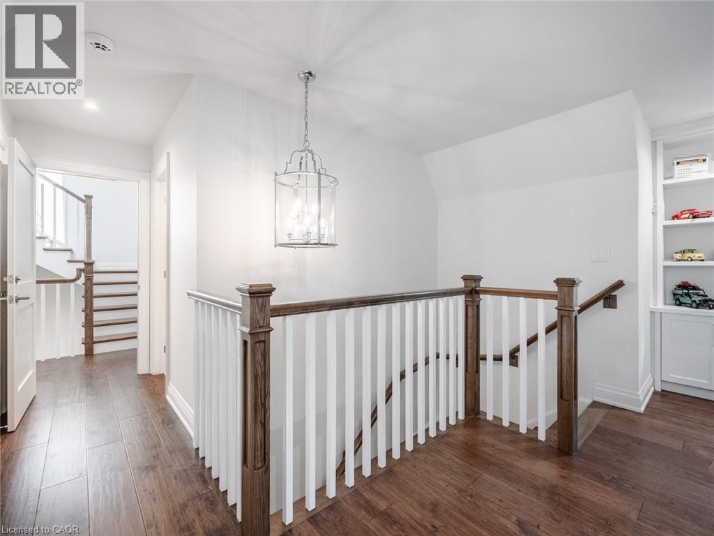 3087 Lakeshore Road, Burlington, ON - Indoor Photo Showing Other Room