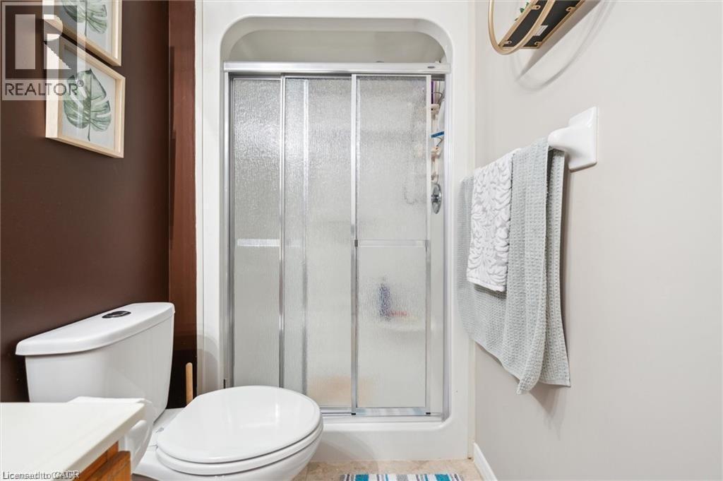 3267 King Street E Unit# 204, Kitchener, ON - Indoor Photo Showing Bathroom