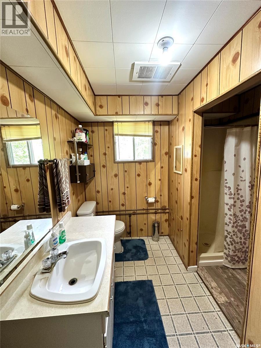 122 Pine Street, Chitek Lake, SK - Indoor