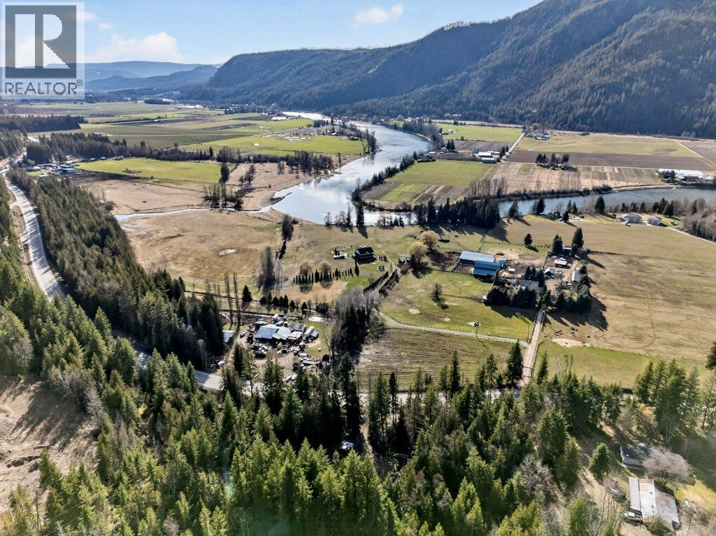 7905 97A Highway, Mara, BC - Outdoor With View