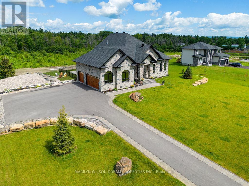 324 Hedley Way, Ottawa, ON - Outdoor With View