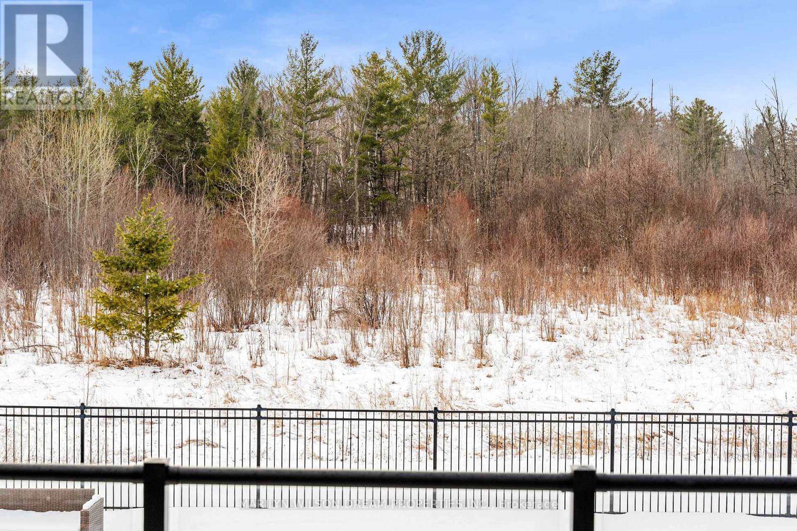 324 Hedley Way, Ottawa, ON - Outdoor With View