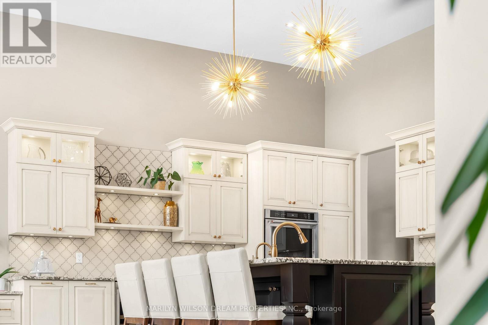 324 Hedley Way, Ottawa, ON - Indoor Photo Showing Kitchen