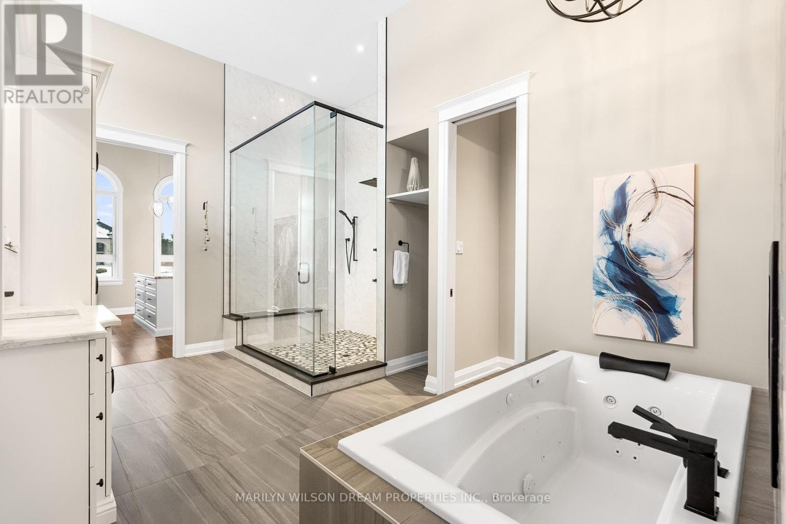 324 Hedley Way, Ottawa, ON - Indoor Photo Showing Bathroom