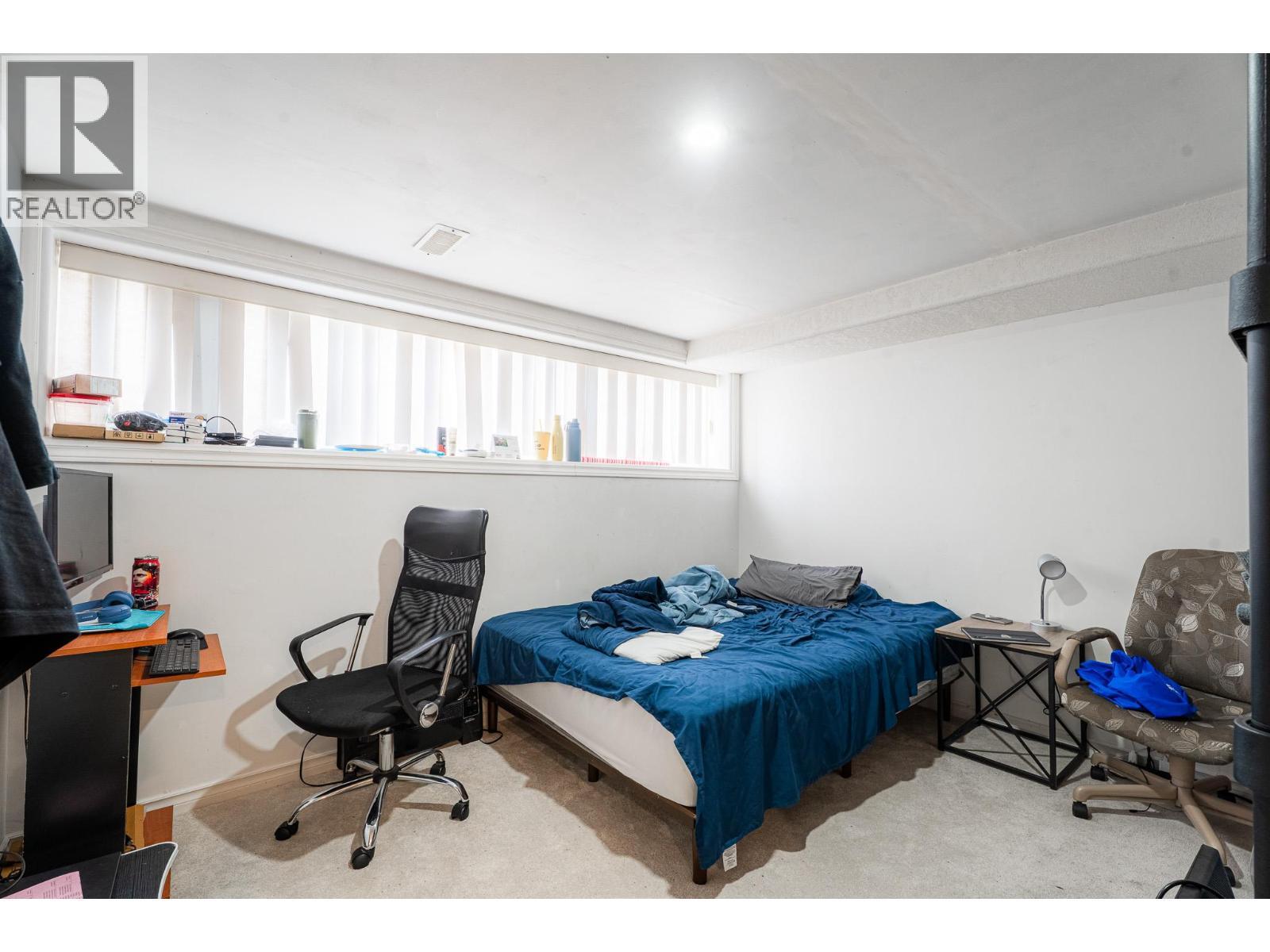 602 & 604 Brentwood Avenue, Kamloops, BC - Indoor Photo Showing Bedroom
