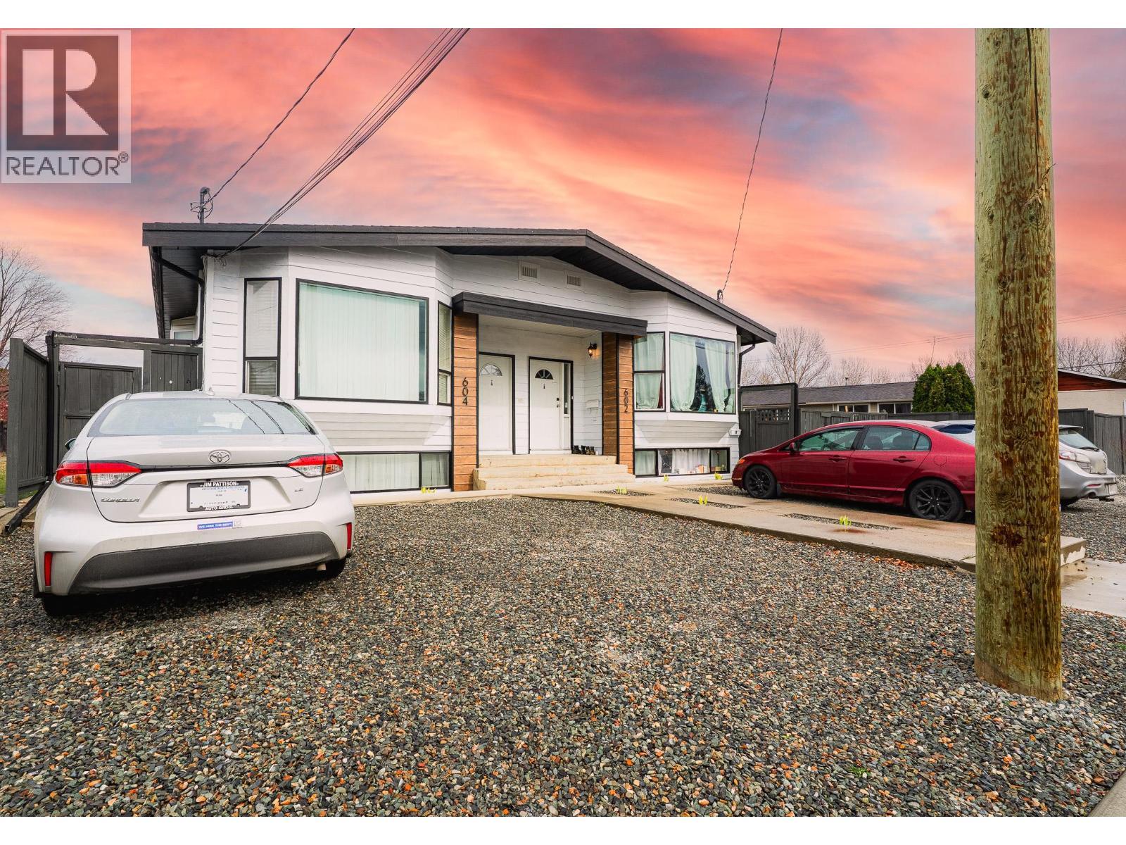 602 & 604 Brentwood Avenue, Kamloops, BC - Outdoor