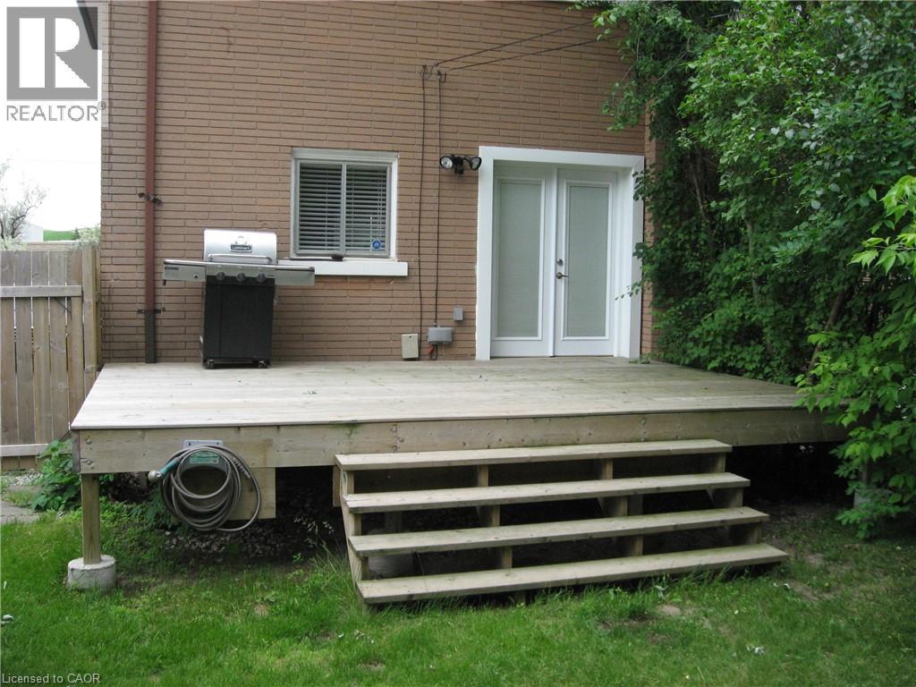 124 Avalon Place, Kitchener, ON - Outdoor With Exterior