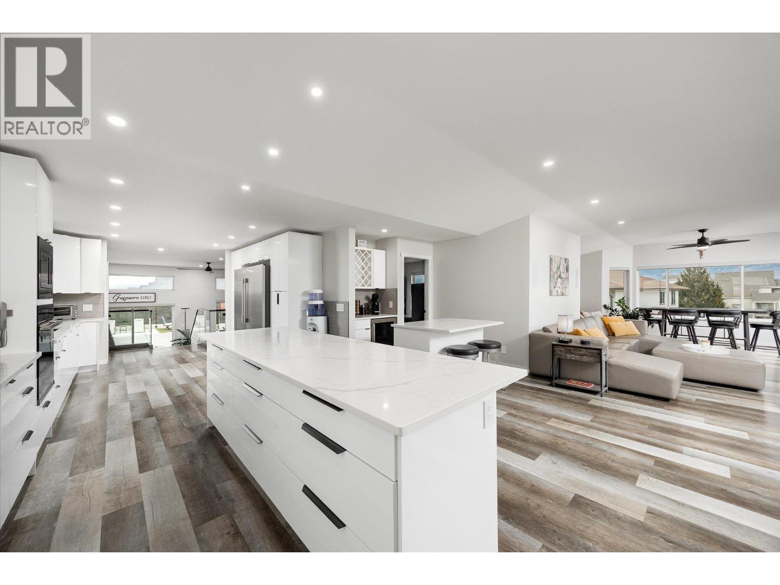 3775 Carrall Road, West Kelowna, BC - Indoor