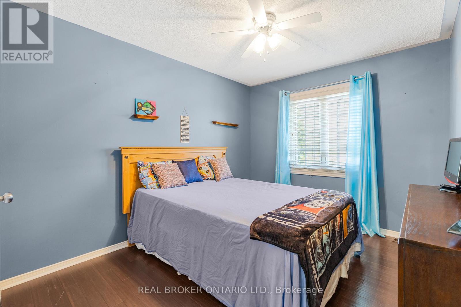 56 Lockheed Crescent, Brampton, ON - Indoor Photo Showing Bedroom