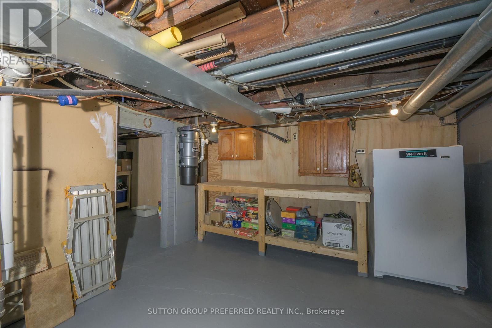 447 Woodman Avenue, London East (East G), ON - Indoor Photo Showing Basement