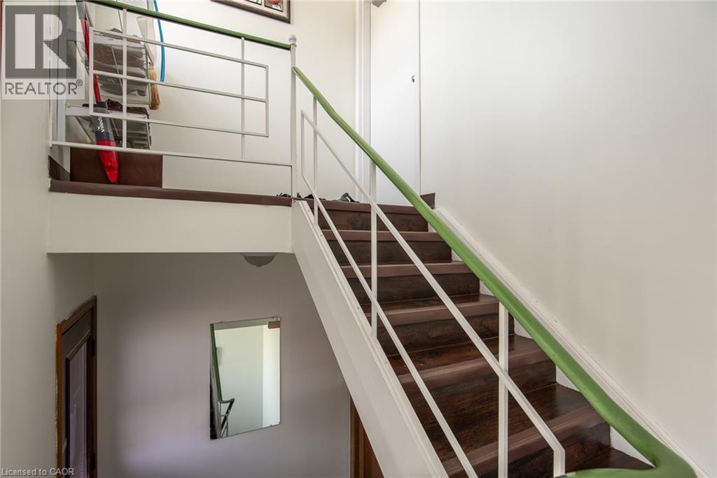 View of staircase - 129 River Road E, Kitchener, ON - Indoor Photo Showing Other Room